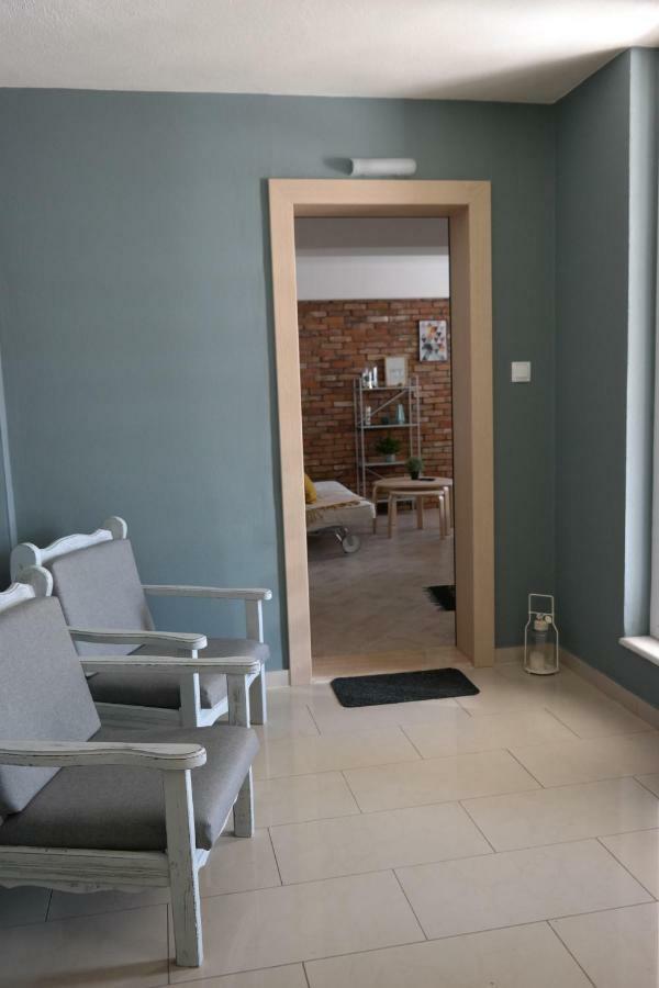 C&C Apartments أليكسانثيربوليس المظهر الخارجي الصورة