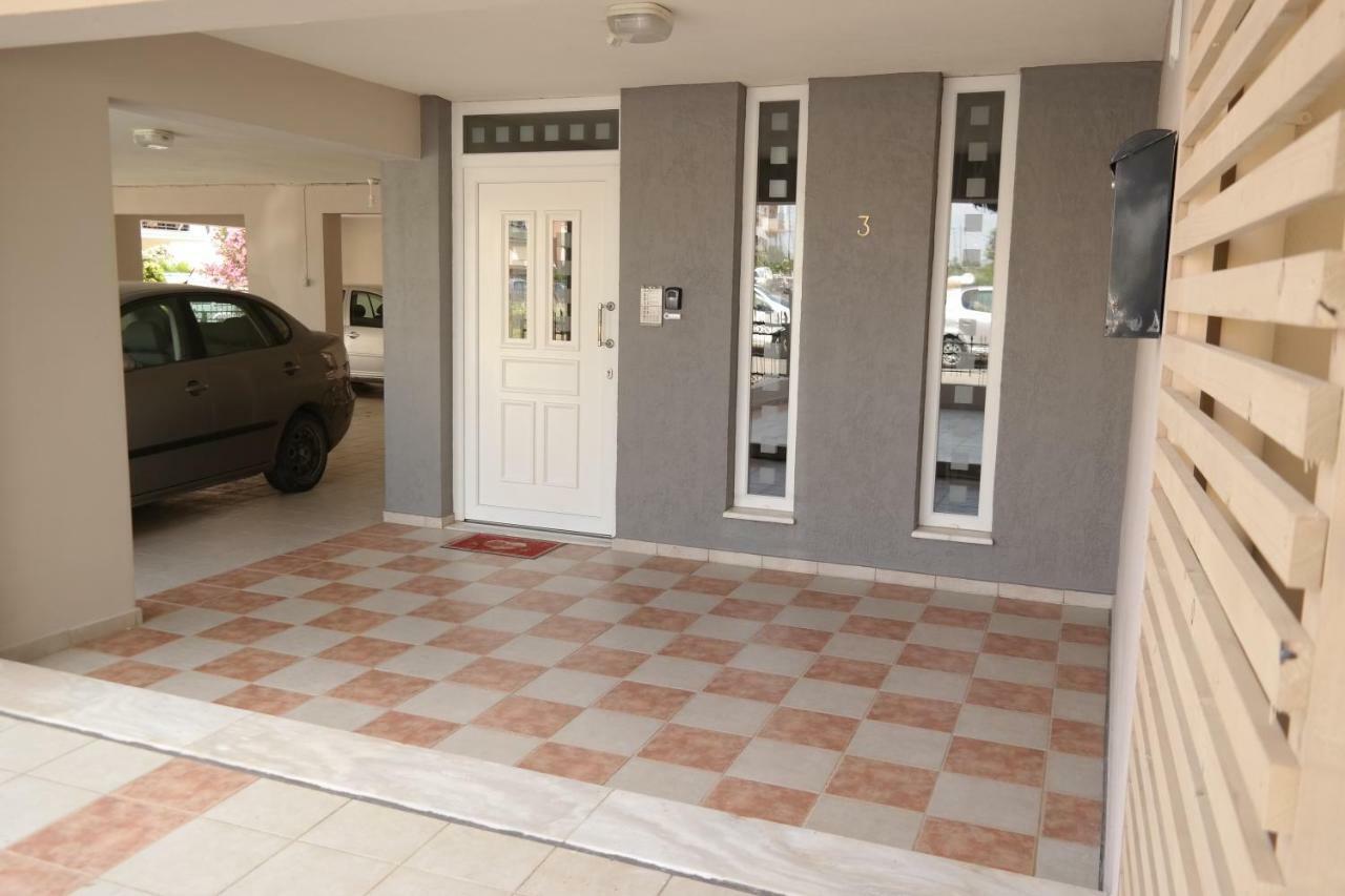 C&C Apartments أليكسانثيربوليس المظهر الخارجي الصورة